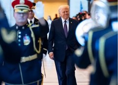 中国刚沉启采购美国大豆巴西大豆就自动降价了